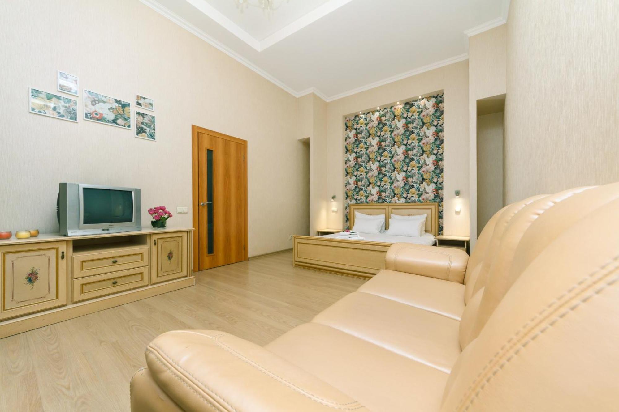 Apartment Baseina Khreschatyk Kyiv Exterior foto