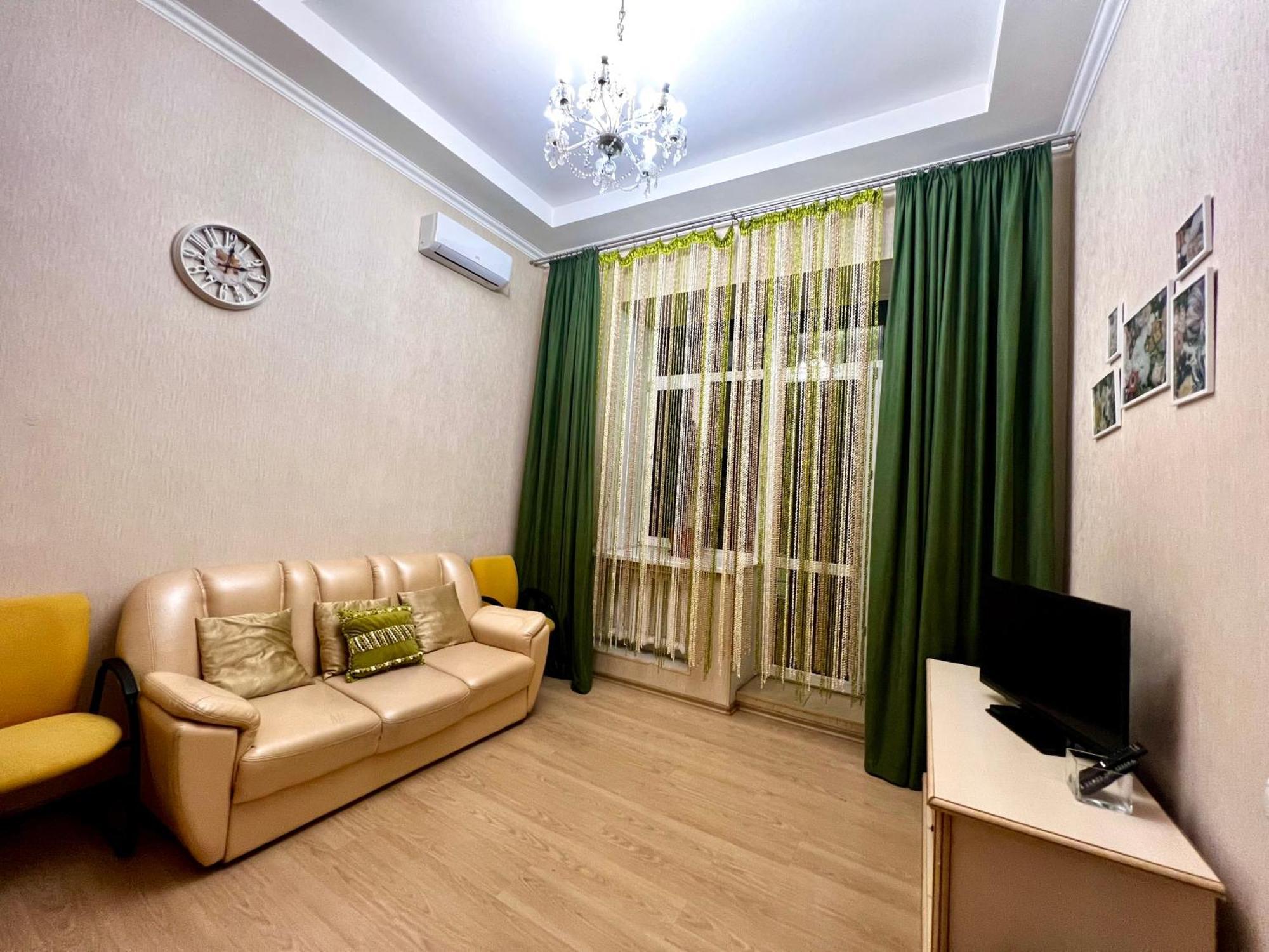 Apartment Baseina Khreschatyk Kyiv Exterior foto